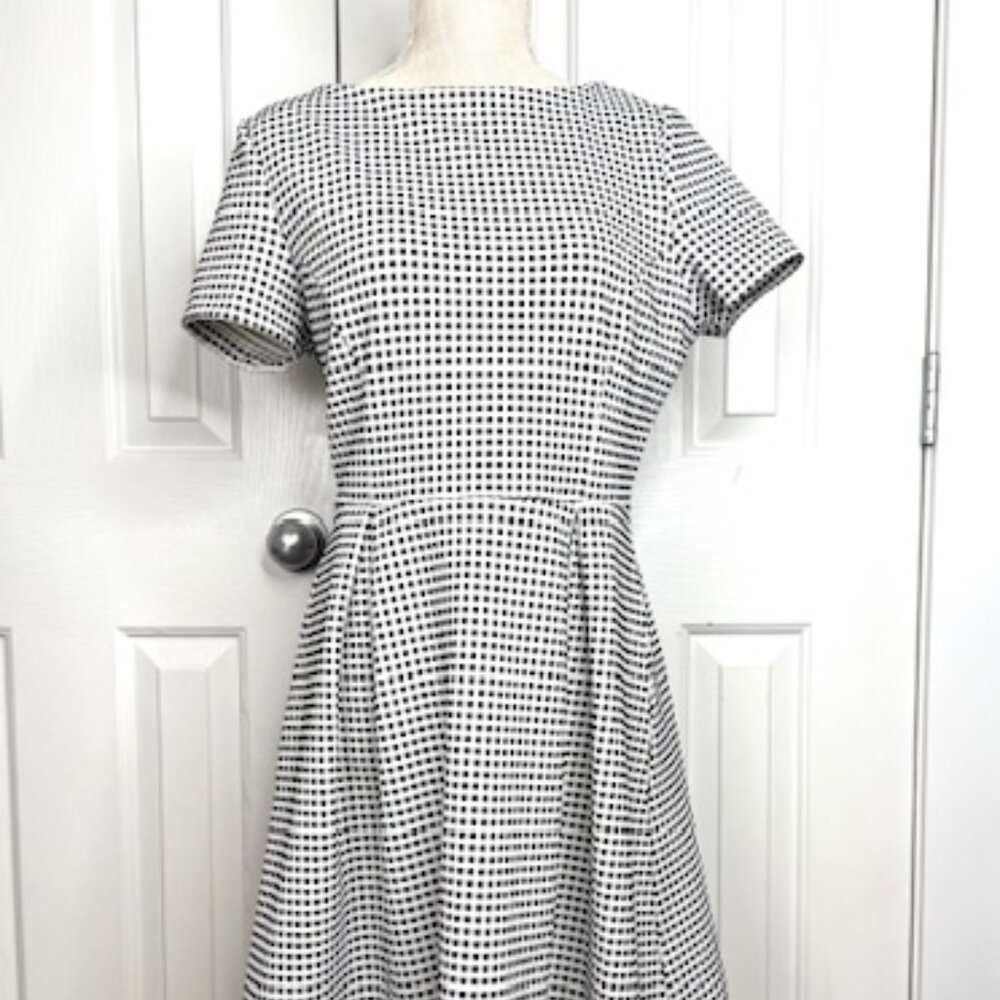 50's Style Fit and Flare Knit Dress from Banana Republic - Size 6